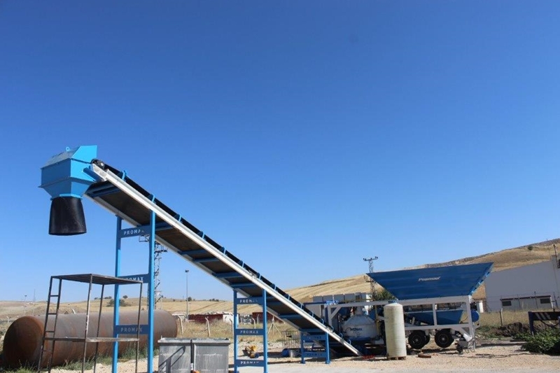 35m³/h Mobile Concrete Batching Plant